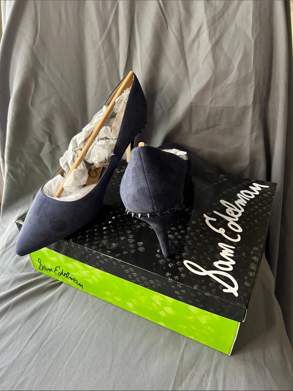 Sam Edelman Navy Suede Pointed Toe Pumps size 9M